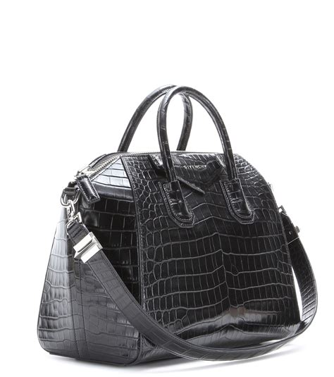 does the givenchy antigona sag|givenchy crocodile antigona.